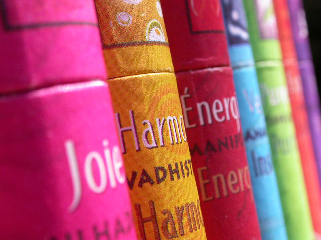Ayurveda Empfehlungen für die Doshas: Farben, Düfte, Schmuck| Ayurveda Parkschlösschen Health Blog