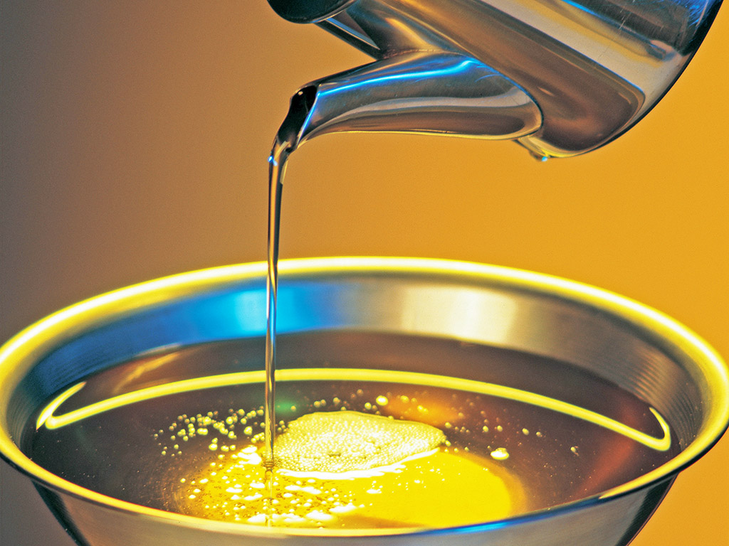 Herstellung von gereiftem Sesamöl | Ayurveda Parkschlösschen Health Blog