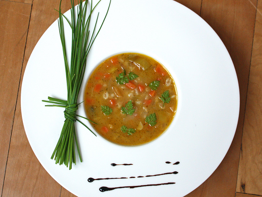 Ayurveda Rezept: Mediterrane Graupensuppe | Ayurveda Parkschlösschen Health Blog