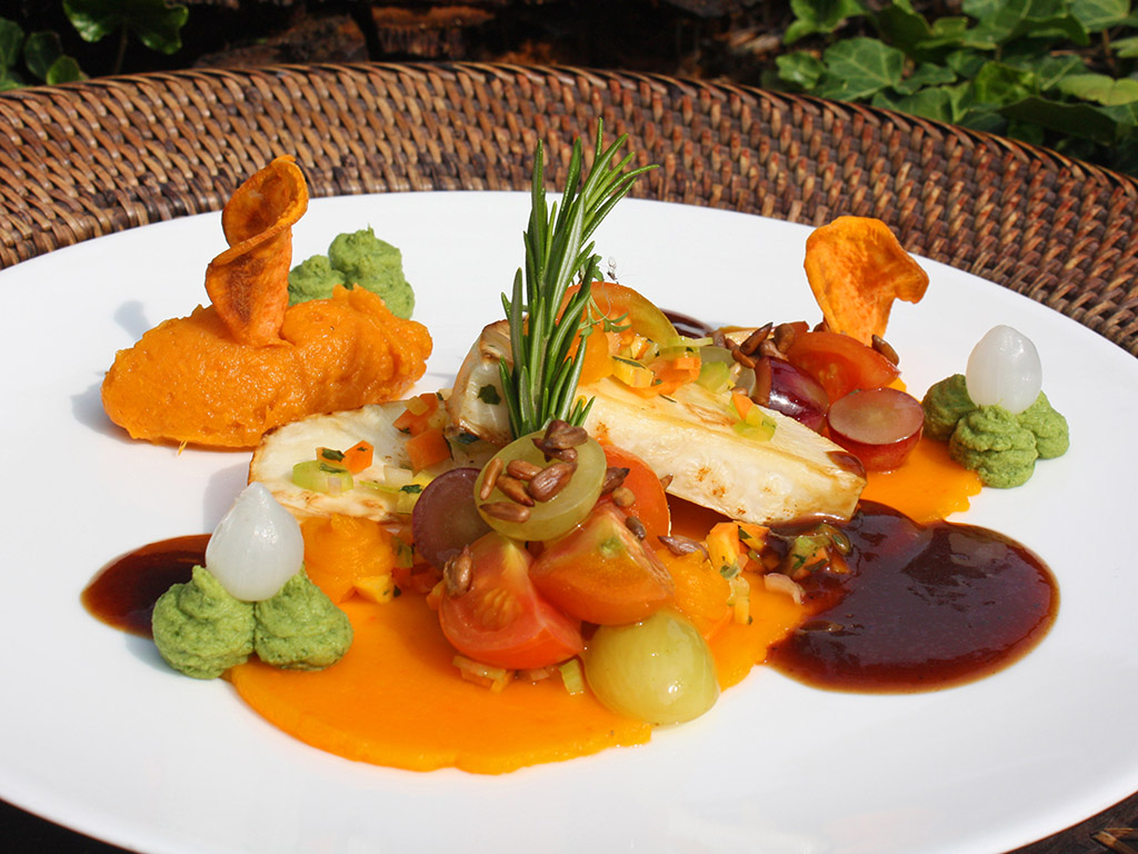 Ayurveda Rezept: Sellerie auf Trauben-Kirschtomaten-Salat an Süßkartoffelpüree | Ayurveda Parkschlösschen Health Blog