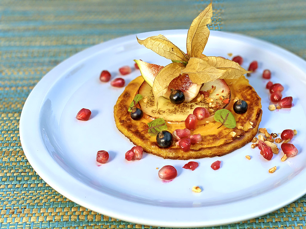 Süßkartoffel Pancakes mit Äpfeln und Reissahne | Ayurveda Rezept | Ayurveda Parkschlösschen Health Blog